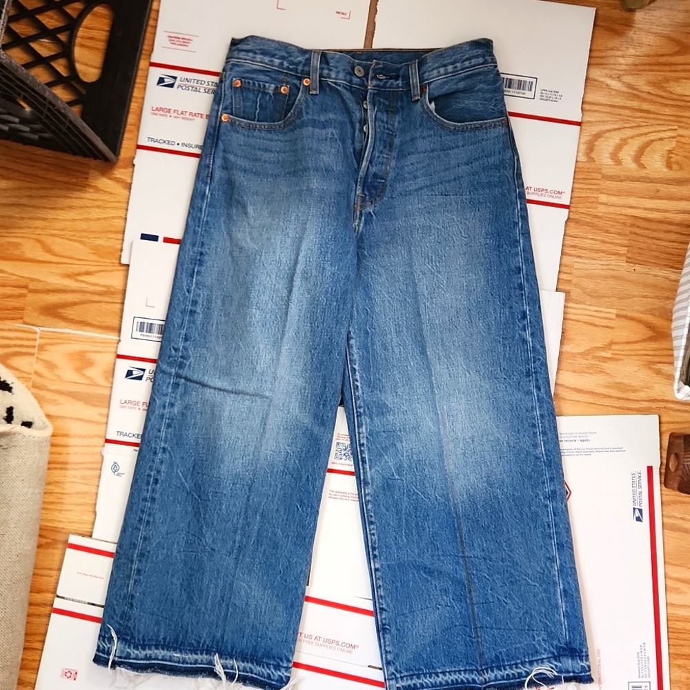 Levi's
